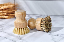 Load image into Gallery viewer, Desesh - Bamboo Handle-less Dish Scrubbing Brush (Plastic Free)
